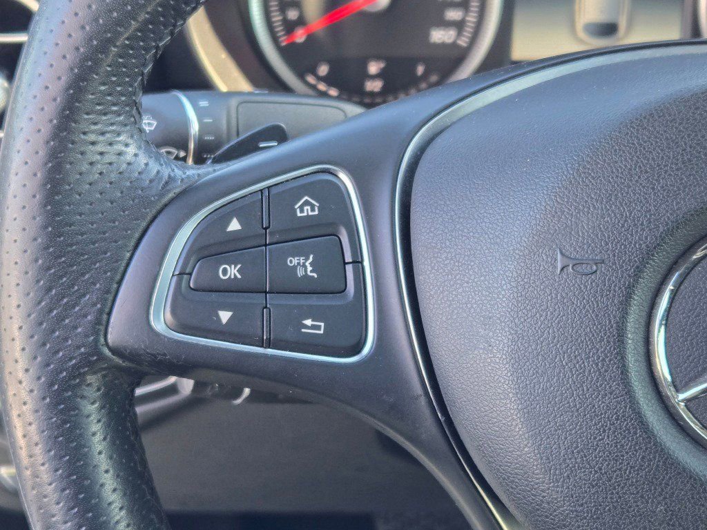 Used 2018 Mercedes-Benz GLC 300 4MATIC Coupe image 30