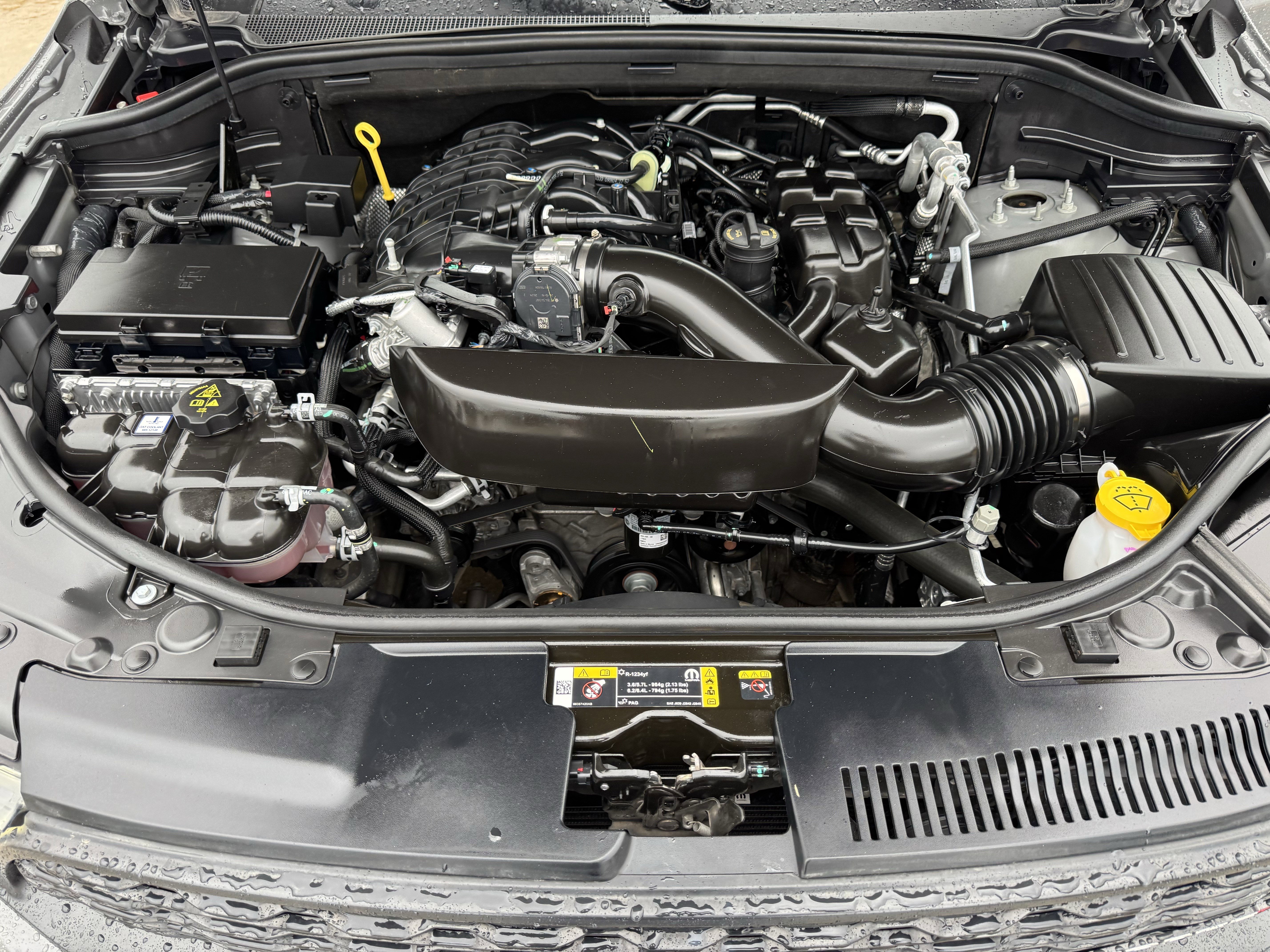 Used 2025 Dodge Durango GT AWD/4WD image 32