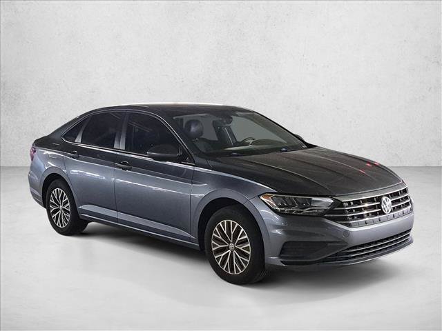 Used 2020 Volkswagen Jetta SE w/ SE Cold Weather Package FWD image 3