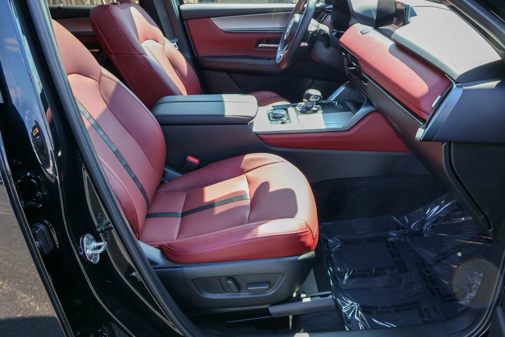 Used 2025 MAZDA CX-70 Plug-In Hybrid w/ Premium Plus image 39