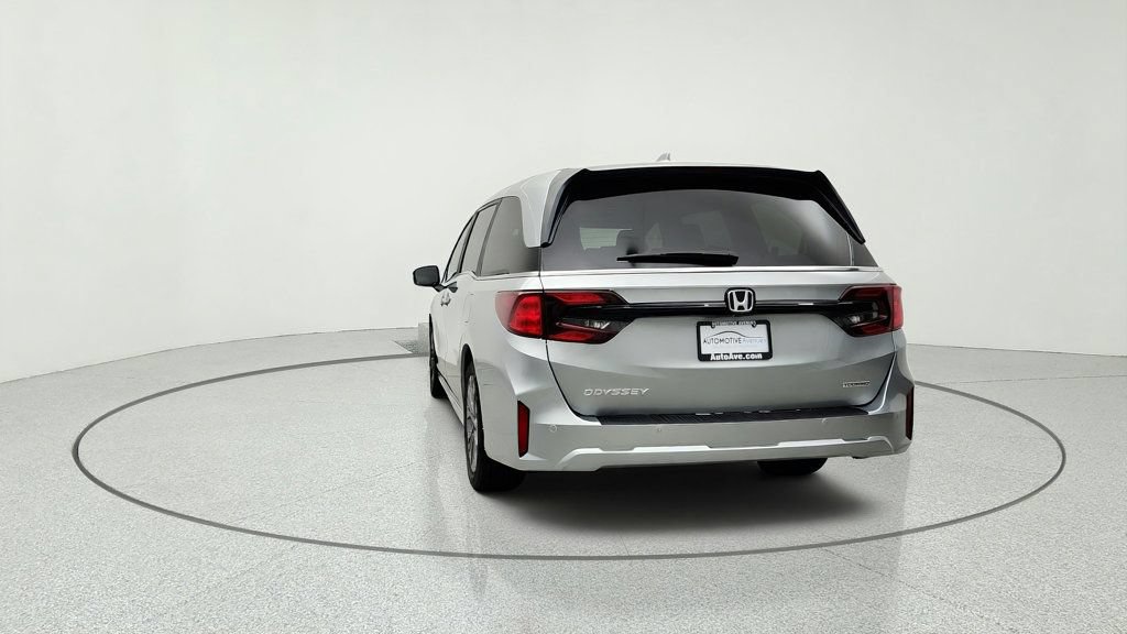 Used 2026 Honda Odyssey Touring image 6