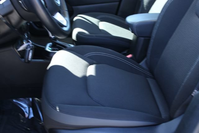 Used 2023 Jeep Renegade Altitude w/ Sun/Sound Group AWD/4WD image 36
