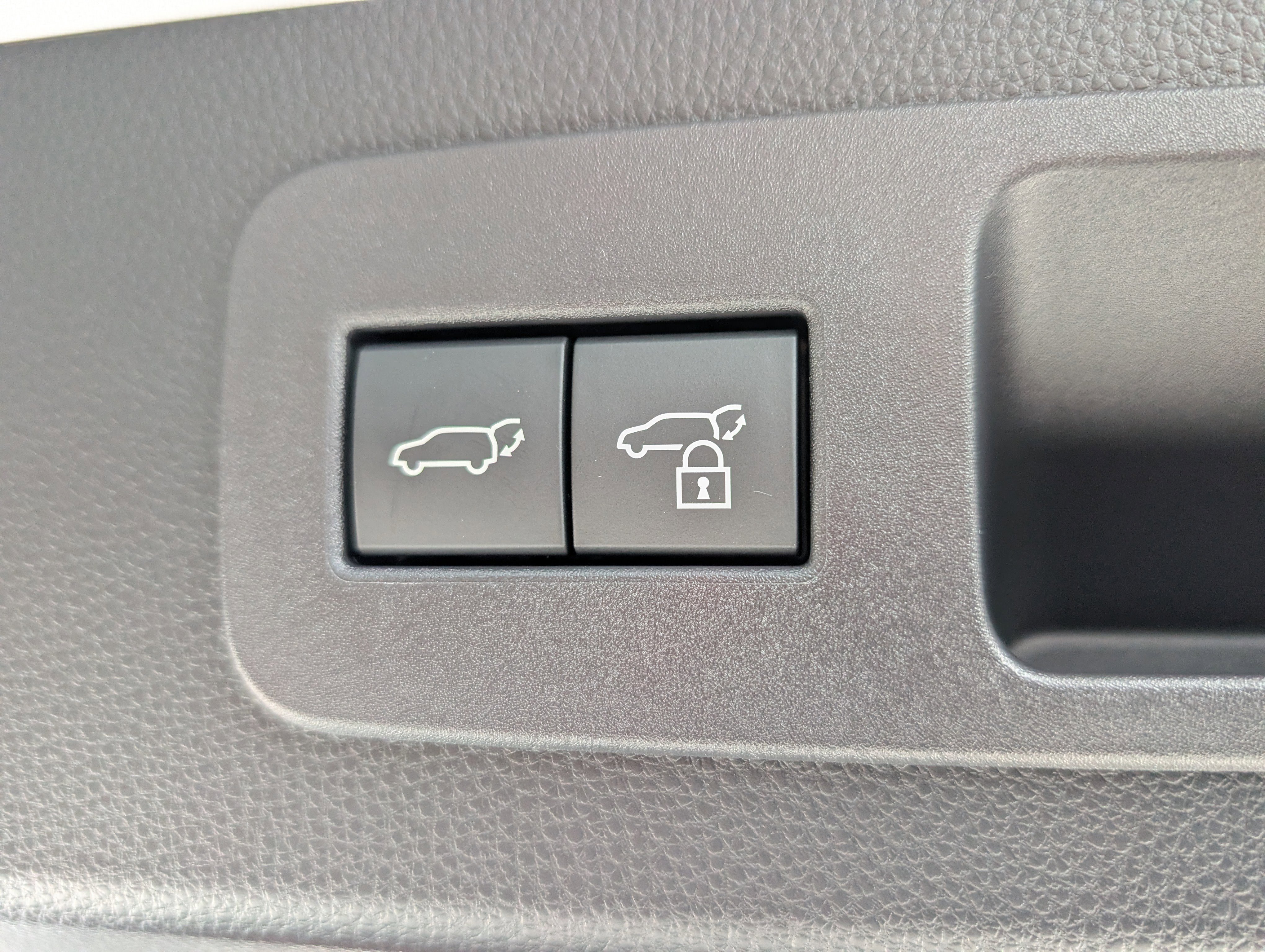 New 2026 Lexus LX 700h F Sport image 12