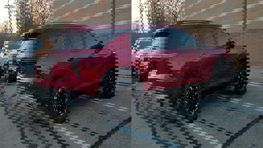 Certified 2024 Chevrolet Traverse Z71 w/ Enhanced Driving Package image 8