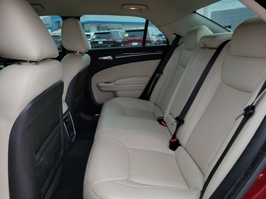 Used 2023 Chrysler 300 Touring L w/ Safetytec Plus Group RWD image 16