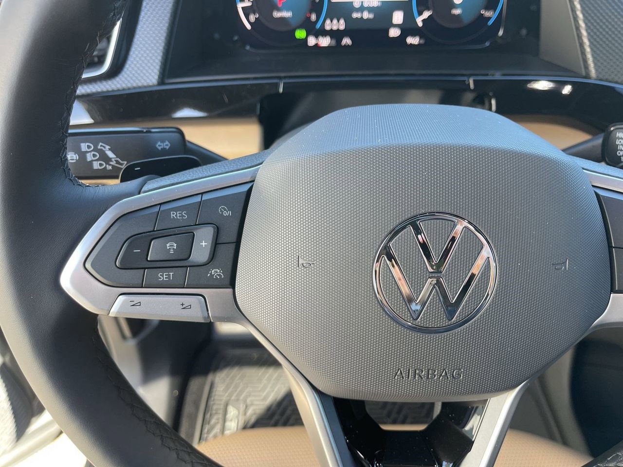 New 2026 Volkswagen Atlas Cross Sport SEL R-Line image 20