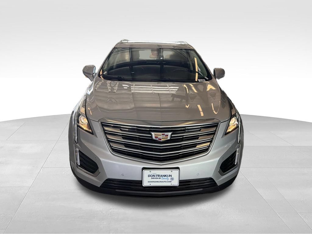 Used 2018 Cadillac XT5 Luxury w/ Driver Awareness Package AWD/4WD image 8