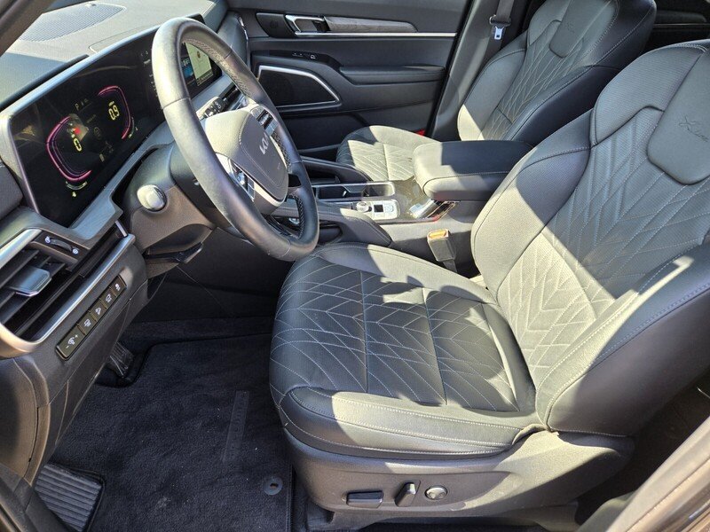 Certified 2025 Kia Telluride EX X-Line AWD/4WD image 11