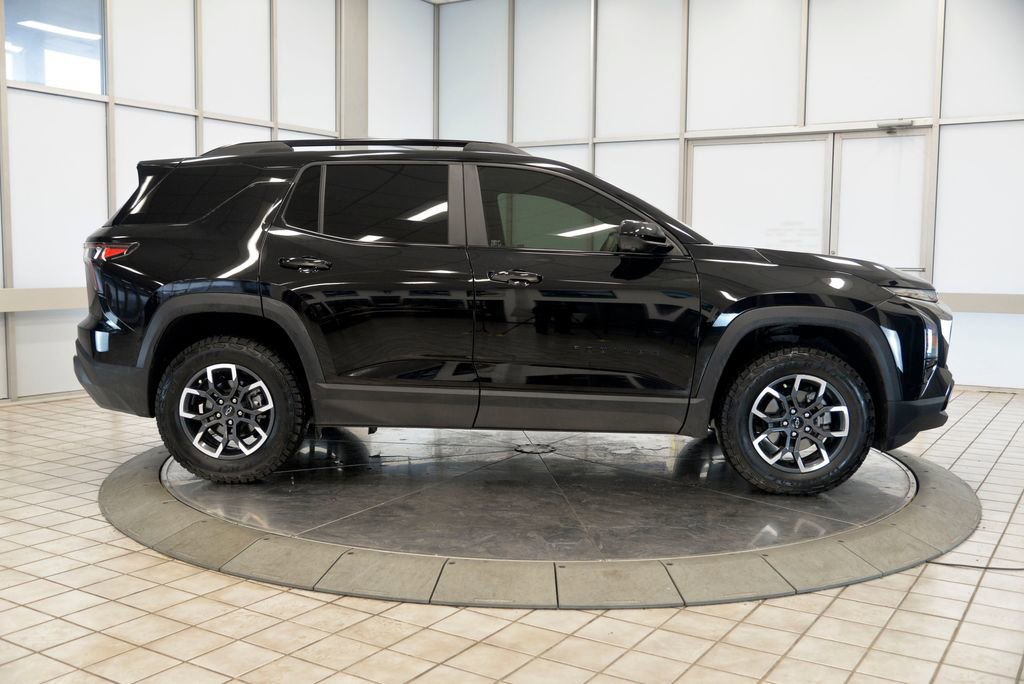 Used 2025 Chevrolet Equinox ACTIV w/ Safety and Technology Package image 9