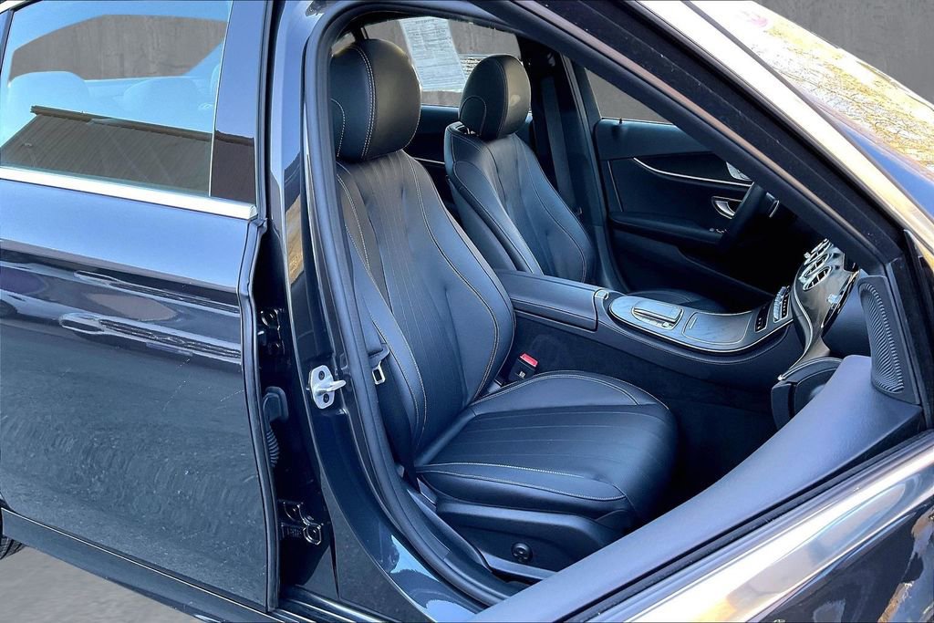 Used 2023 Mercedes-Benz E 350 4MATIC Sedan image 28