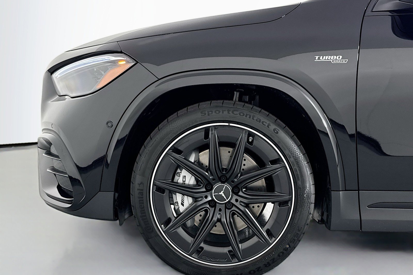 New 2026 Mercedes-Benz GLA 35 AMG 4MATIC image 9