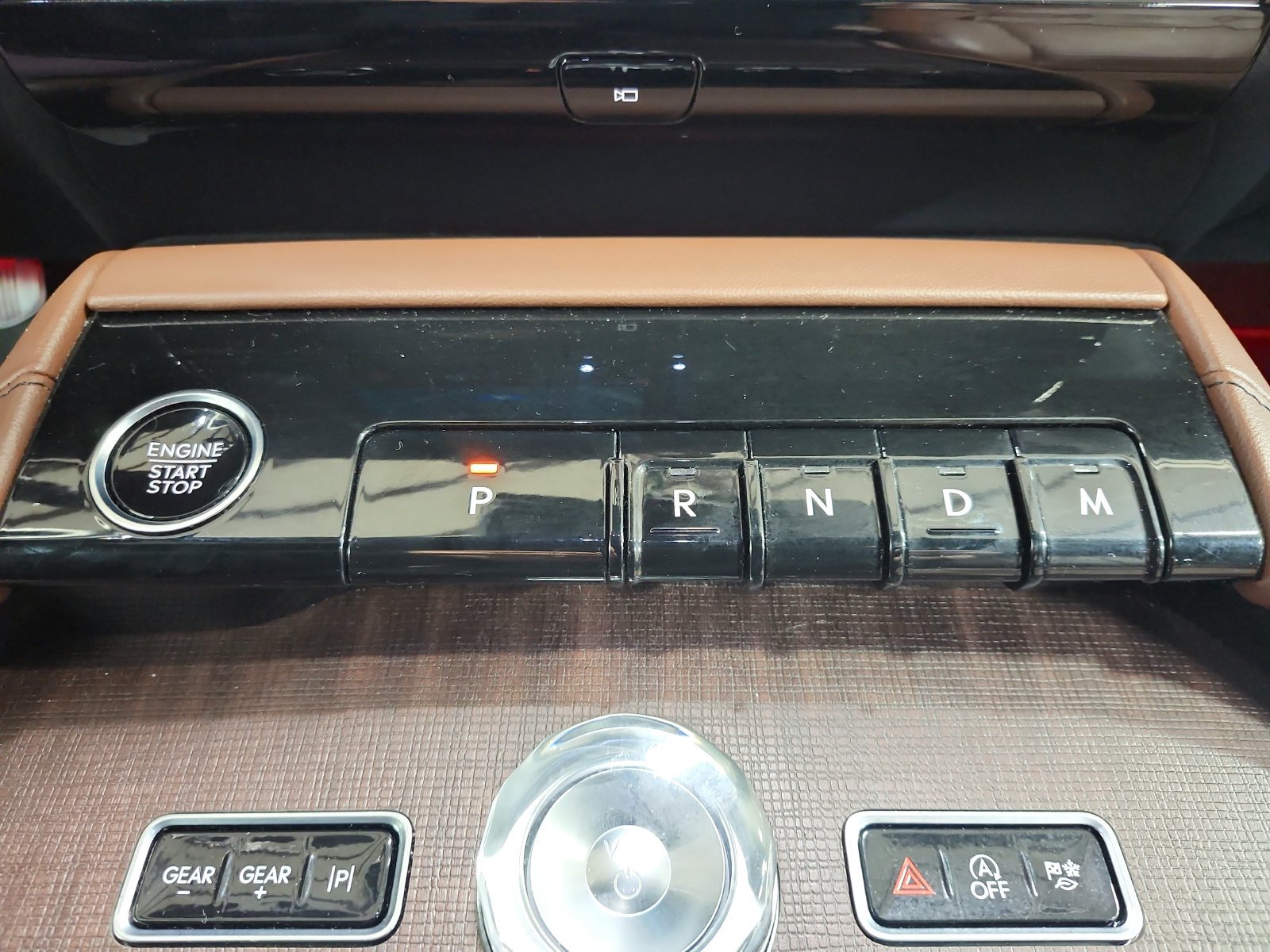 Used 2025 Lincoln Navigator Reserve AWD/4WD image 26
