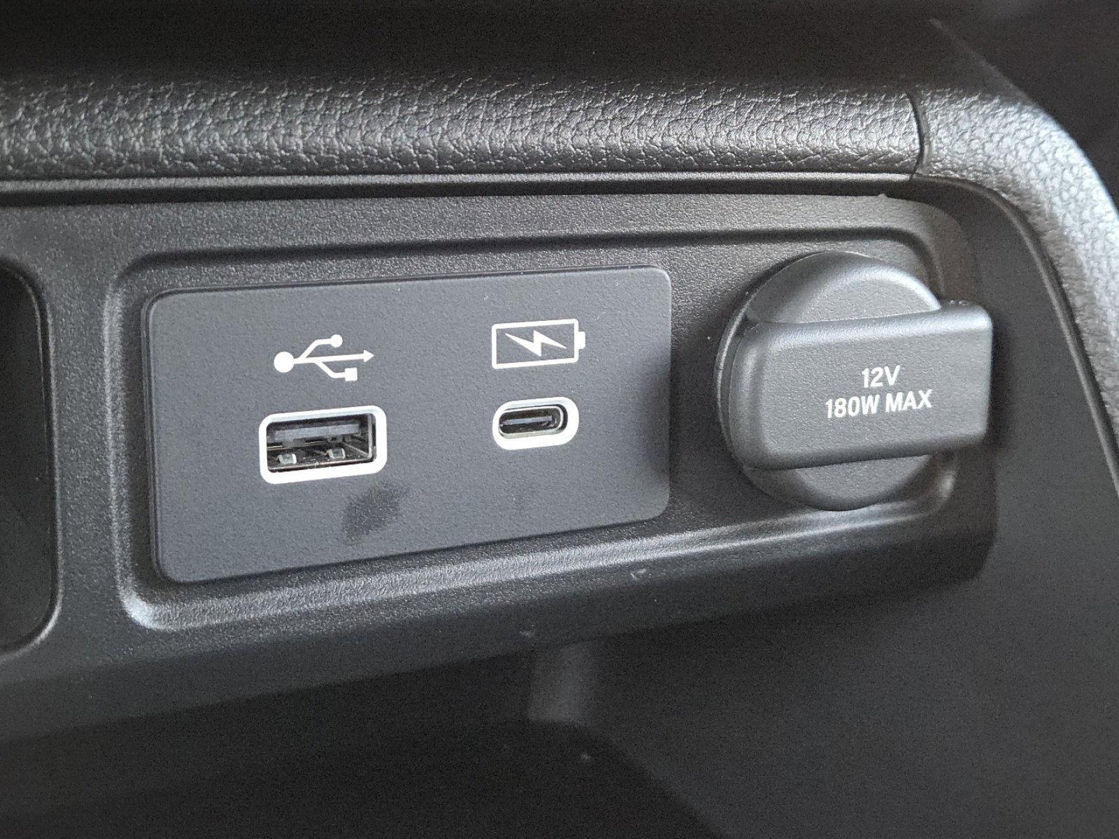 Used 2025 Honda Pilot EX-L image 31