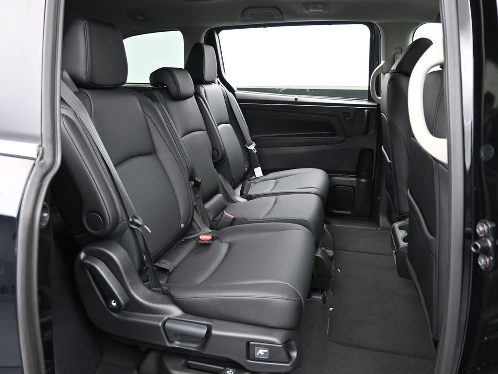 Certified 2026 Honda Odyssey EX-L image 37