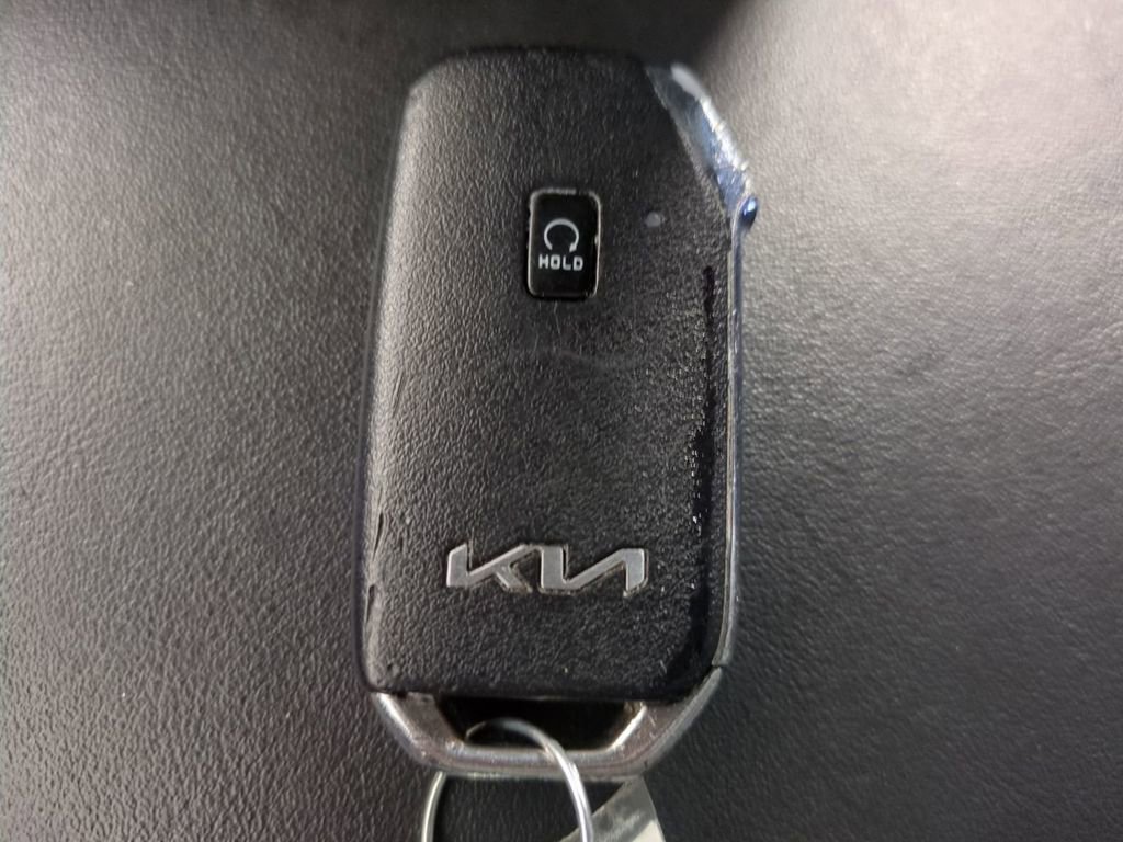 Used 2022 Kia K5 GT-Line image 35