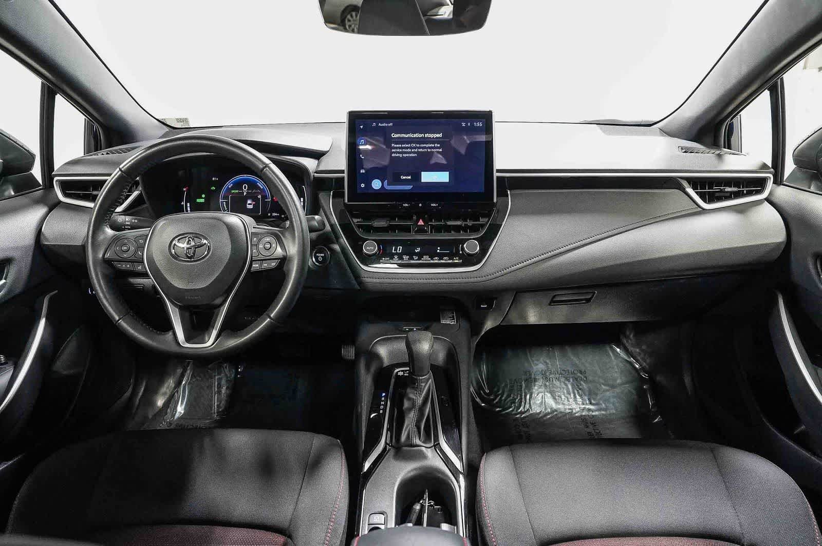 Certified 2025 Toyota Corolla SE w/ SE Premium Package FWD image 12