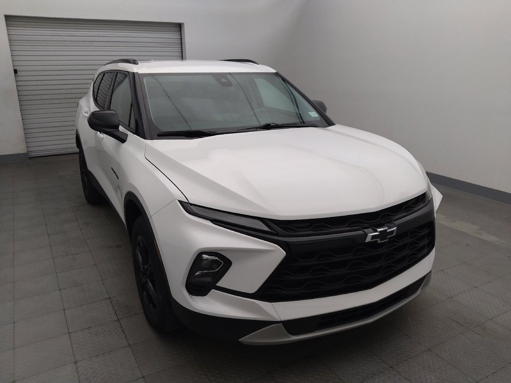 Used 2024 Chevrolet Blazer LT w/ Convenience Package FWD image 14