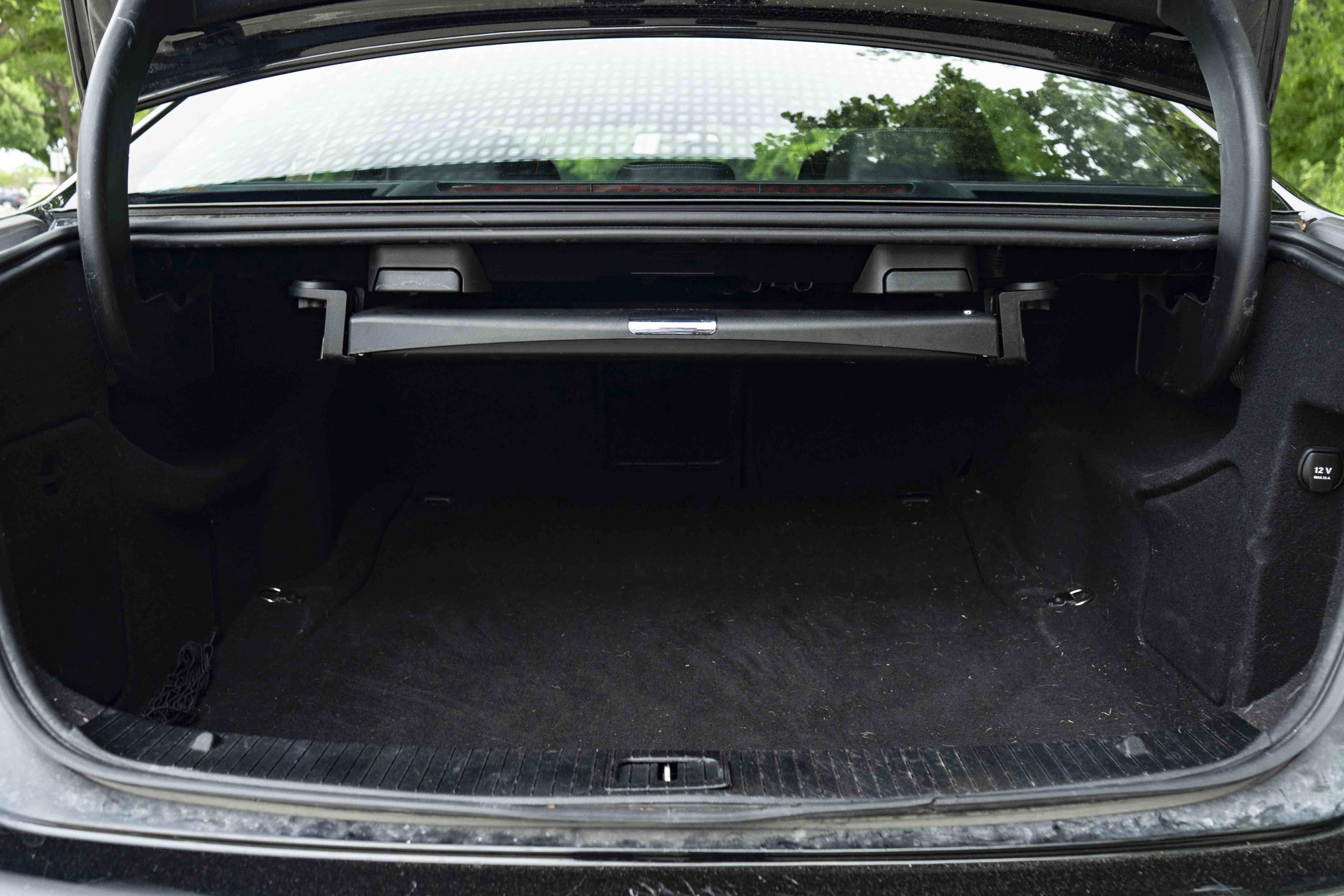 Used 2015 Mercedes-Benz E 350 4MATIC Sedan image 41