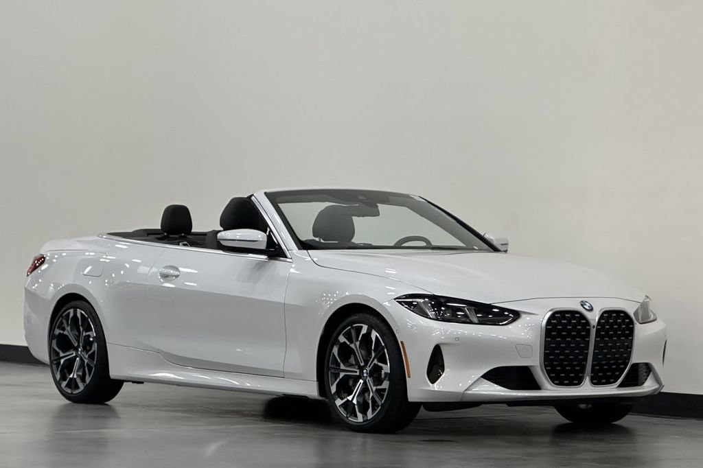 Used 2025 BMW 430i Convertible w/ Premium Package RWD image 2