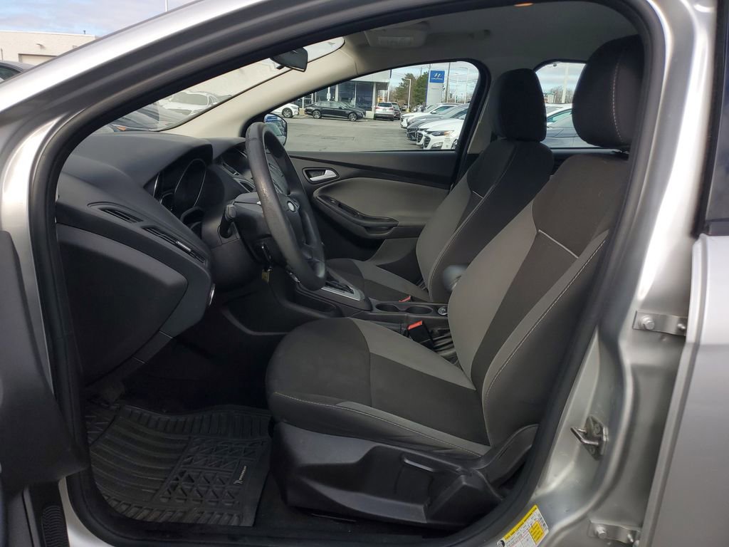 Used 2013 Ford Focus SE image 12