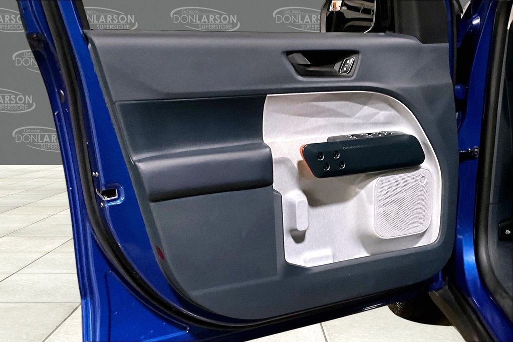 Certified 2024 Ford Maverick XLT w/ XLT Luxury Package image 12