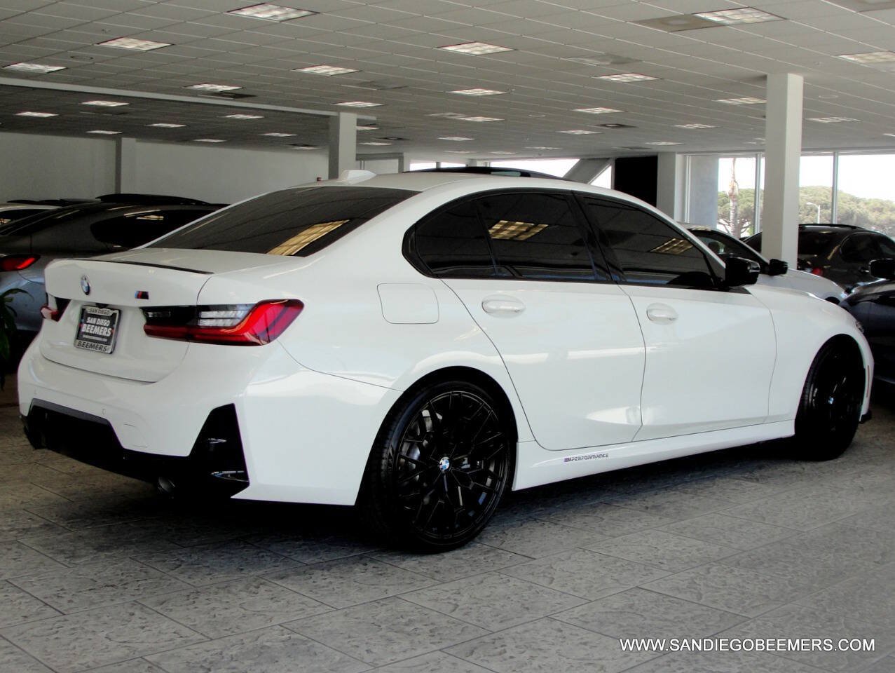 Used 2023 BMW 330i Sedan w/ M Sport Package RWD image 65
