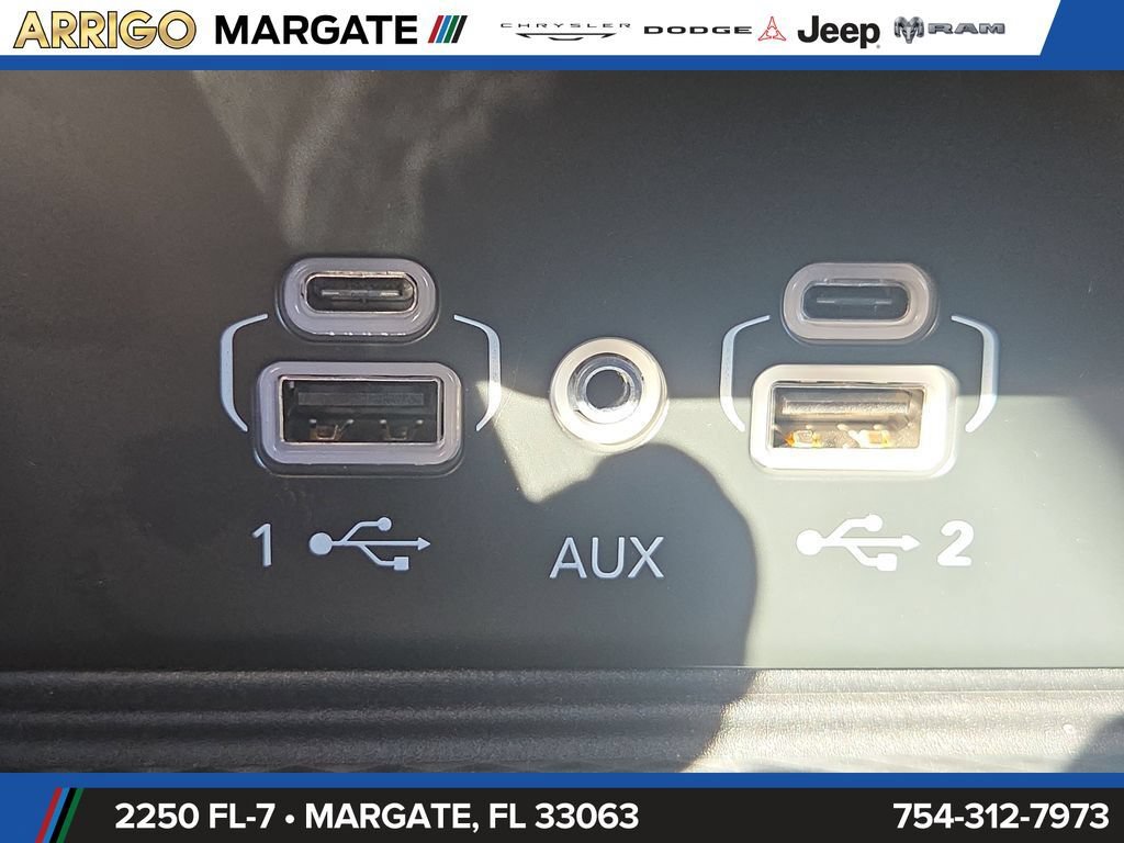 New 2025 Jeep Grand Cherokee L Summit AWD/4WD image 25