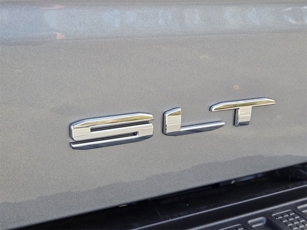 New 2026 GMC Sierra 1500 SLT w/ SLT Premium Package image 6