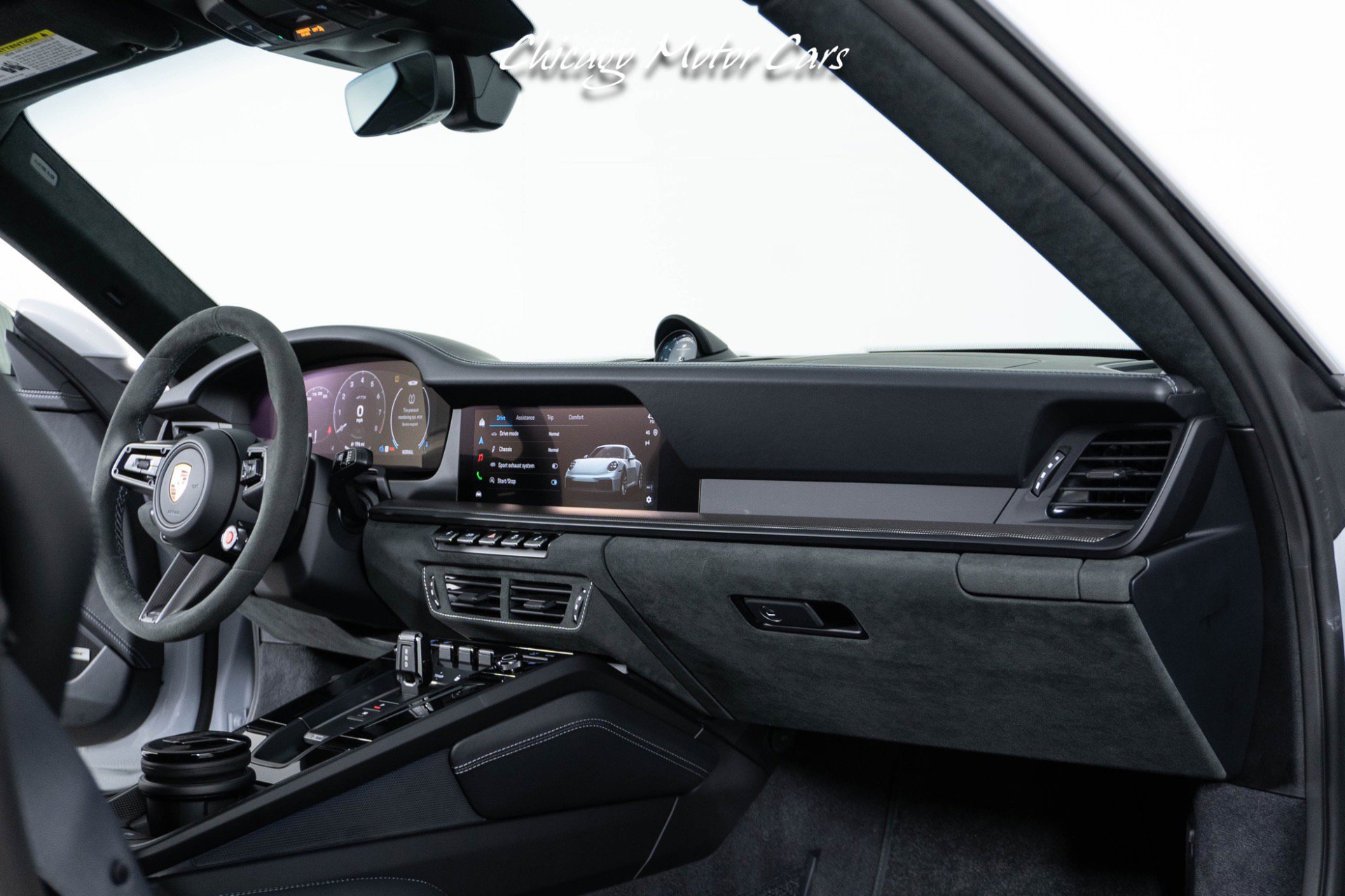 Used 2026 Porsche 911 GTS image 32