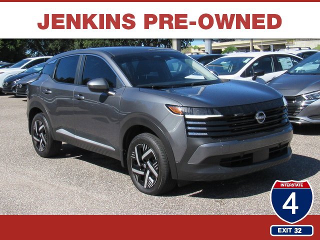 Certified 2025 Nissan Kicks SV