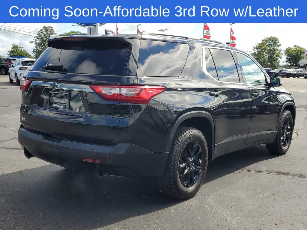 Used 2019 Chevrolet Traverse LT w/ LPO, Blackout Package AWD/4WD image 7