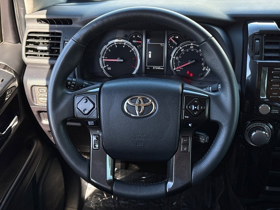 Used 2024 Toyota 4Runner TRD Off-Road image 18