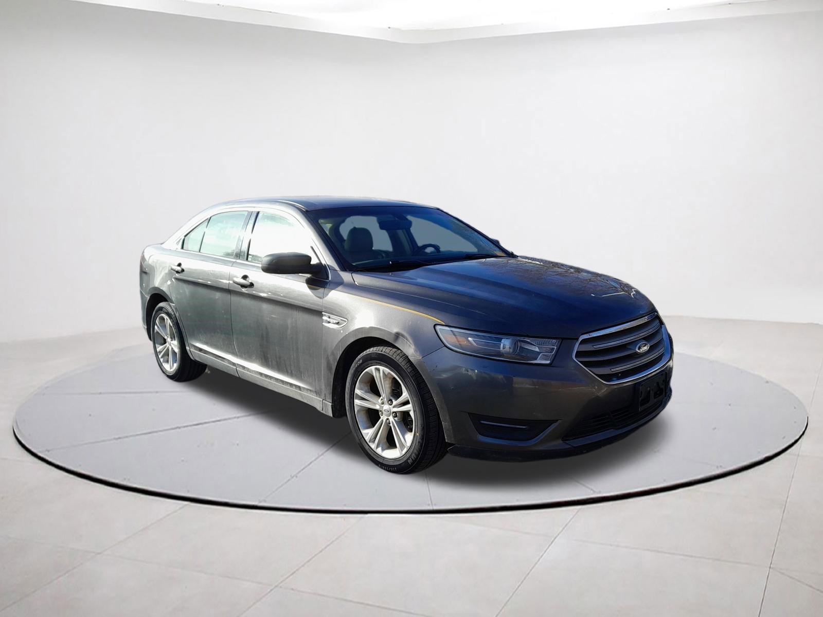 Used 2015 Ford Taurus SEL w/ Equipment Group 201A image 1