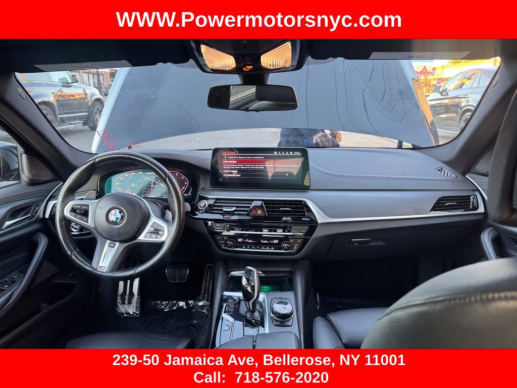 Used 2022 BMW M550i xDrive w/ Executive Package AWD/4WD image 28