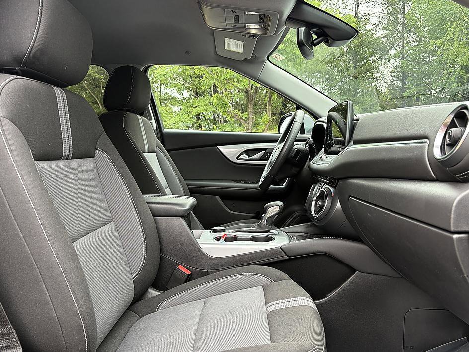 Used 2024 Chevrolet Blazer LT w/ Convenience Package FWD image 13