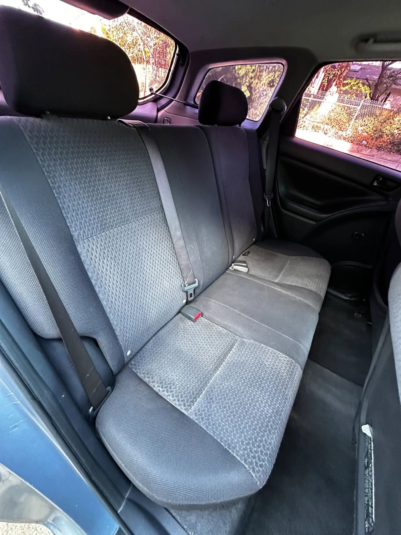 Used 2005 Toyota Matrix FWD image 19