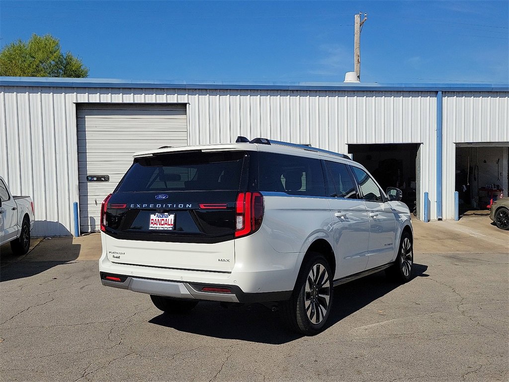 New 2025 Ford Expedition Max Platinum image 5