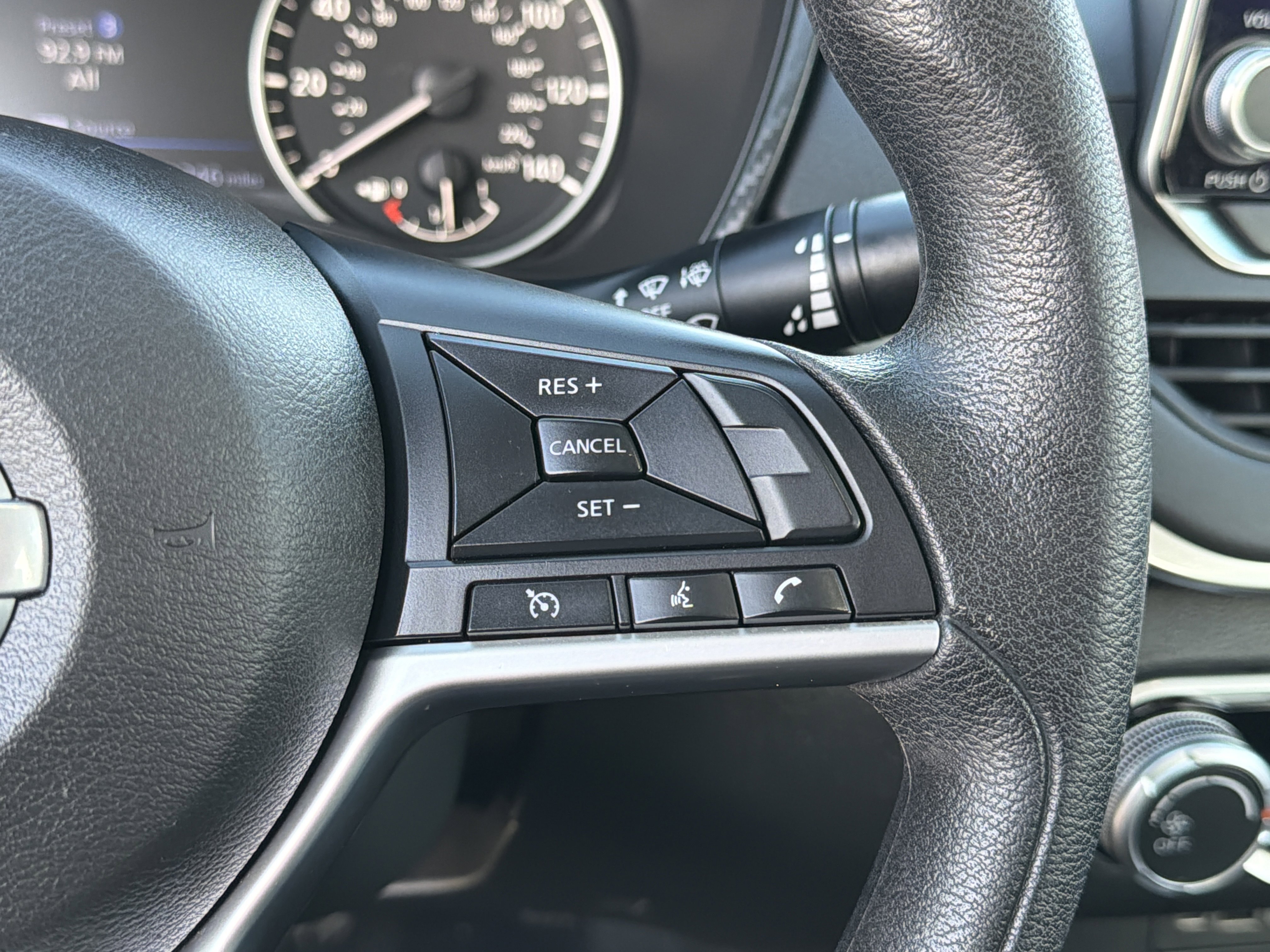 Used 2021 Nissan Altima 2.5 SV image 25