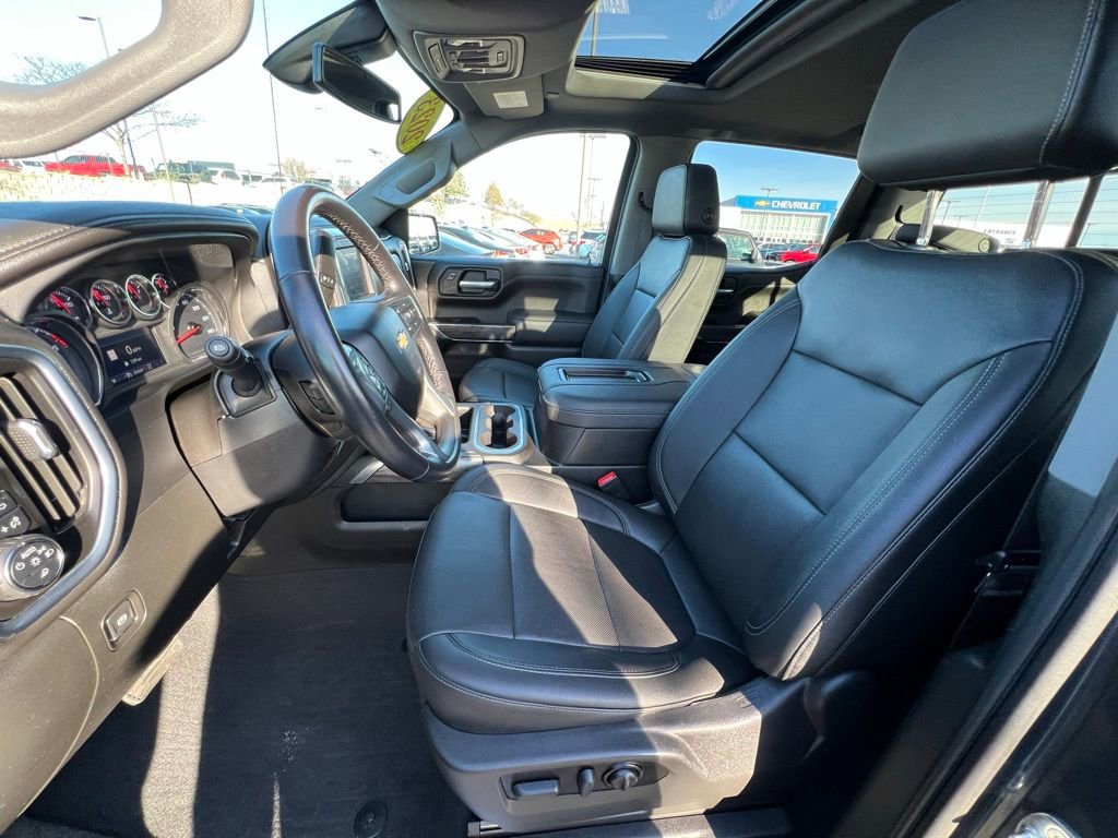 Used 2022 Chevrolet Silverado 1500 LTZ w/ LTZ Premium Package image 18
