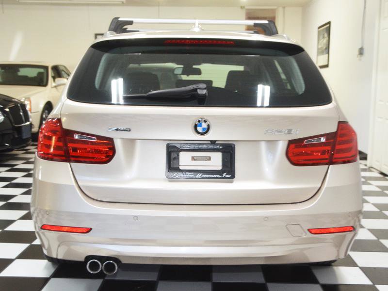 Used 2014 BMW 328i xDrive Wagon image 8