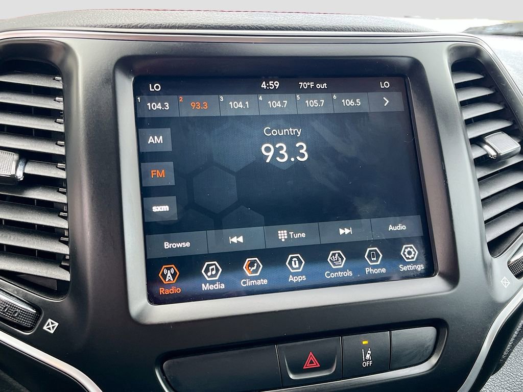 Used 2022 Jeep Cherokee Latitude Lux image 14