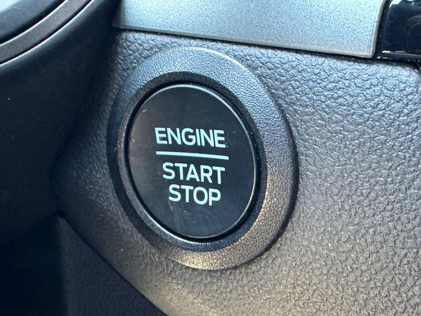 Used 2025 Ford Escape Active FWD image 24