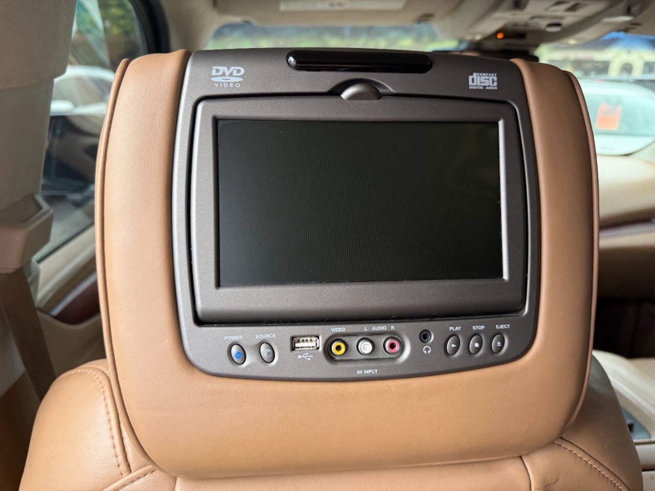 Used 2016 Cadillac Escalade ESV Platinum AWD/4WD image 34