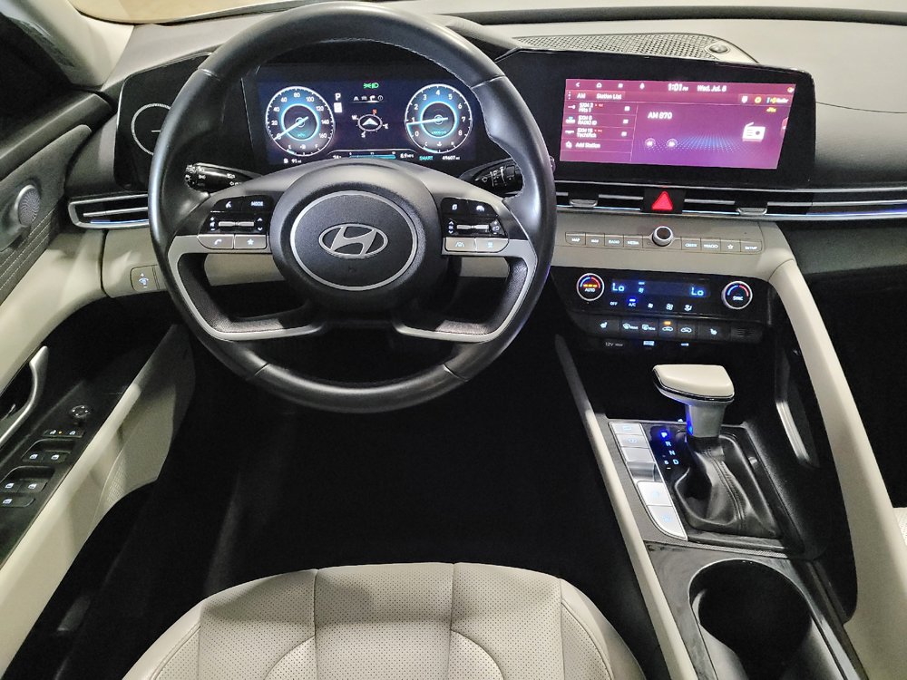 Used 2025 Hyundai Elantra Limited FWD image 22