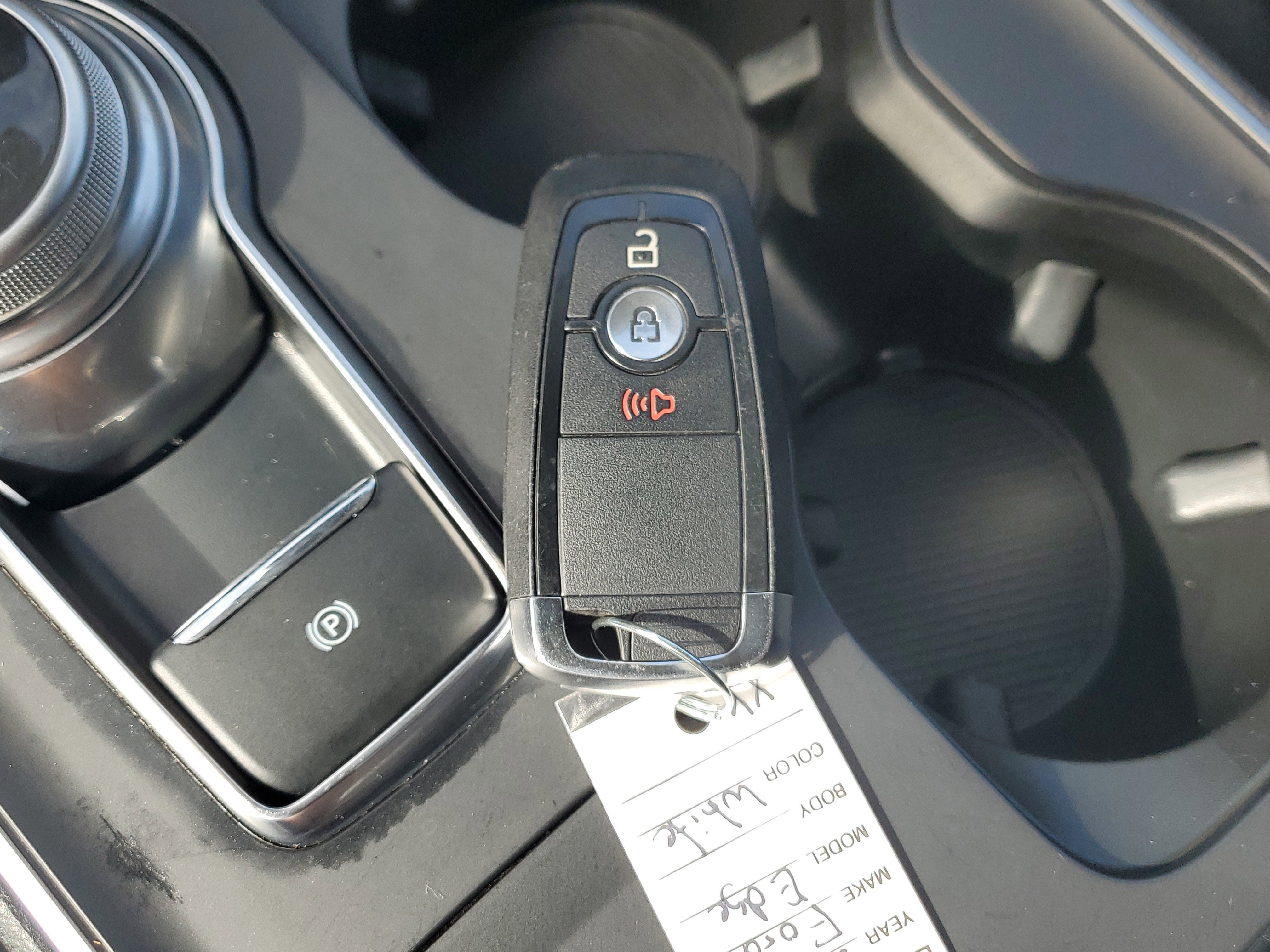 Used 2024 Ford Edge SE image 29