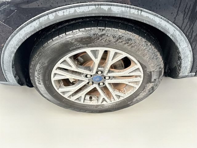 Used 2020 Ford Escape SEL AWD/4WD image 30