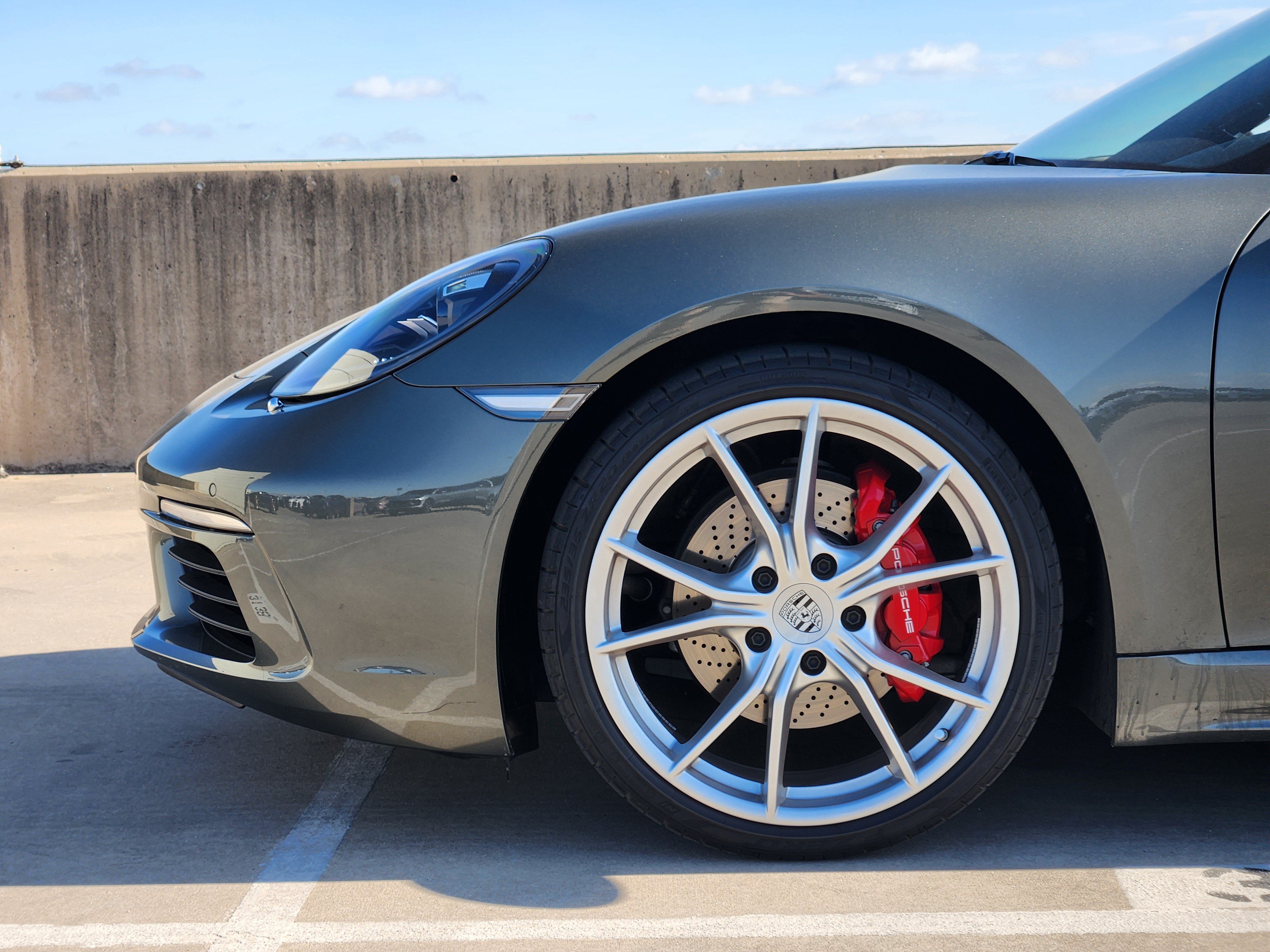 Certified 2025 Porsche 718 Boxster S RWD image 16