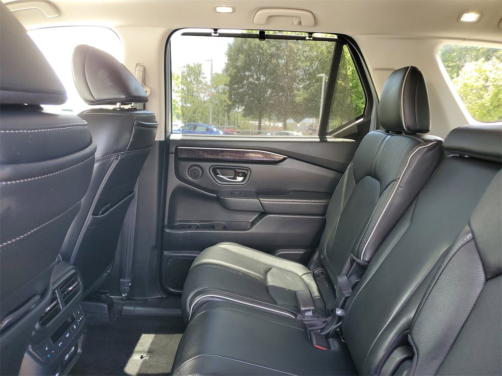 Used 2023 Honda Pilot Elite image 14