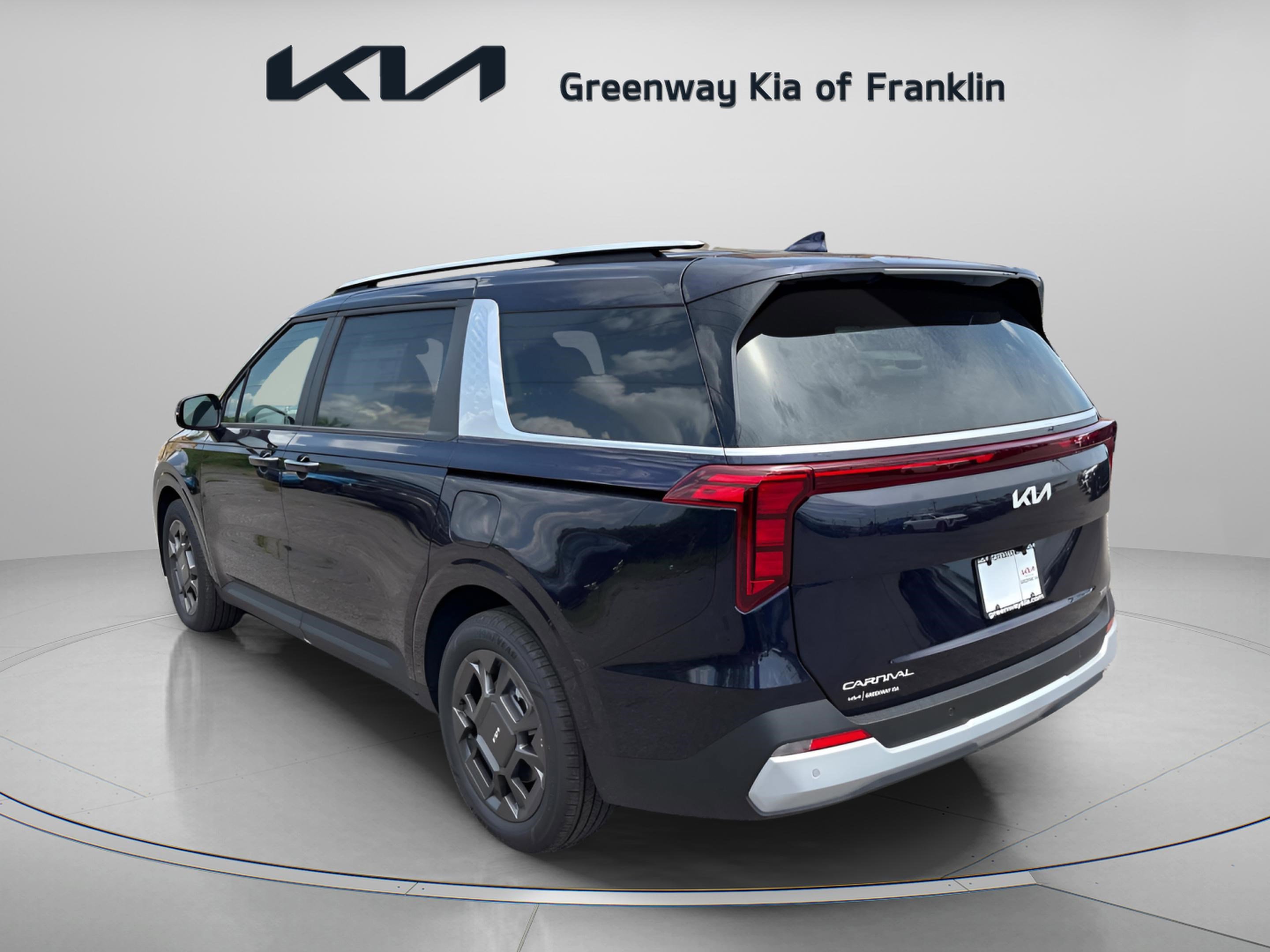 New 2026 Kia Carnival EX image 5