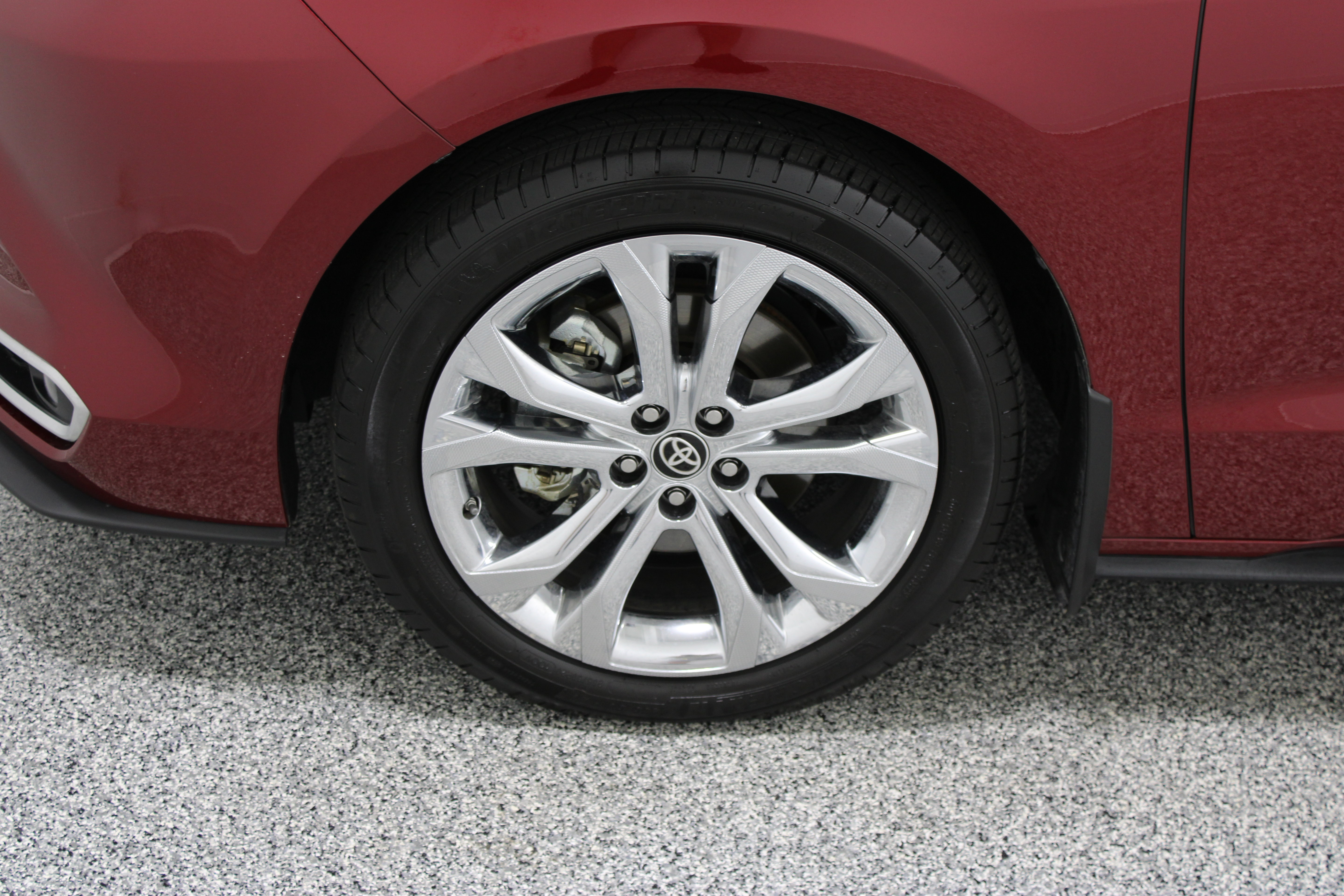 Used 2024 Toyota Sienna Platinum FWD image 11